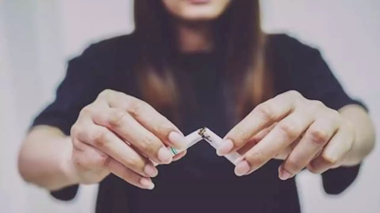 Quitting smoking may be harder for women than men