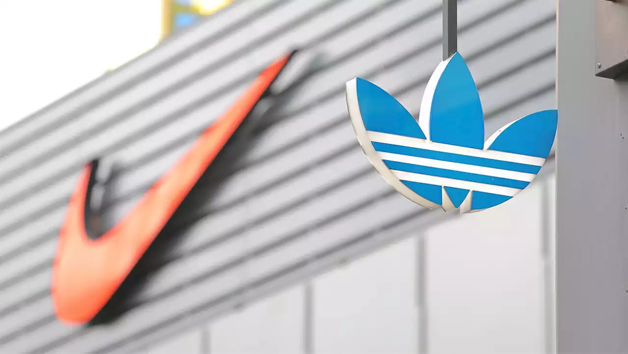 Strick-Streit: Nike und Adidas haben sich in der Wolle | W&V