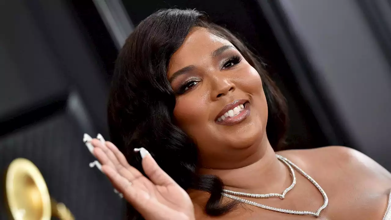 Even Hungover, Lizzo Looks Like a Glowing Goddess