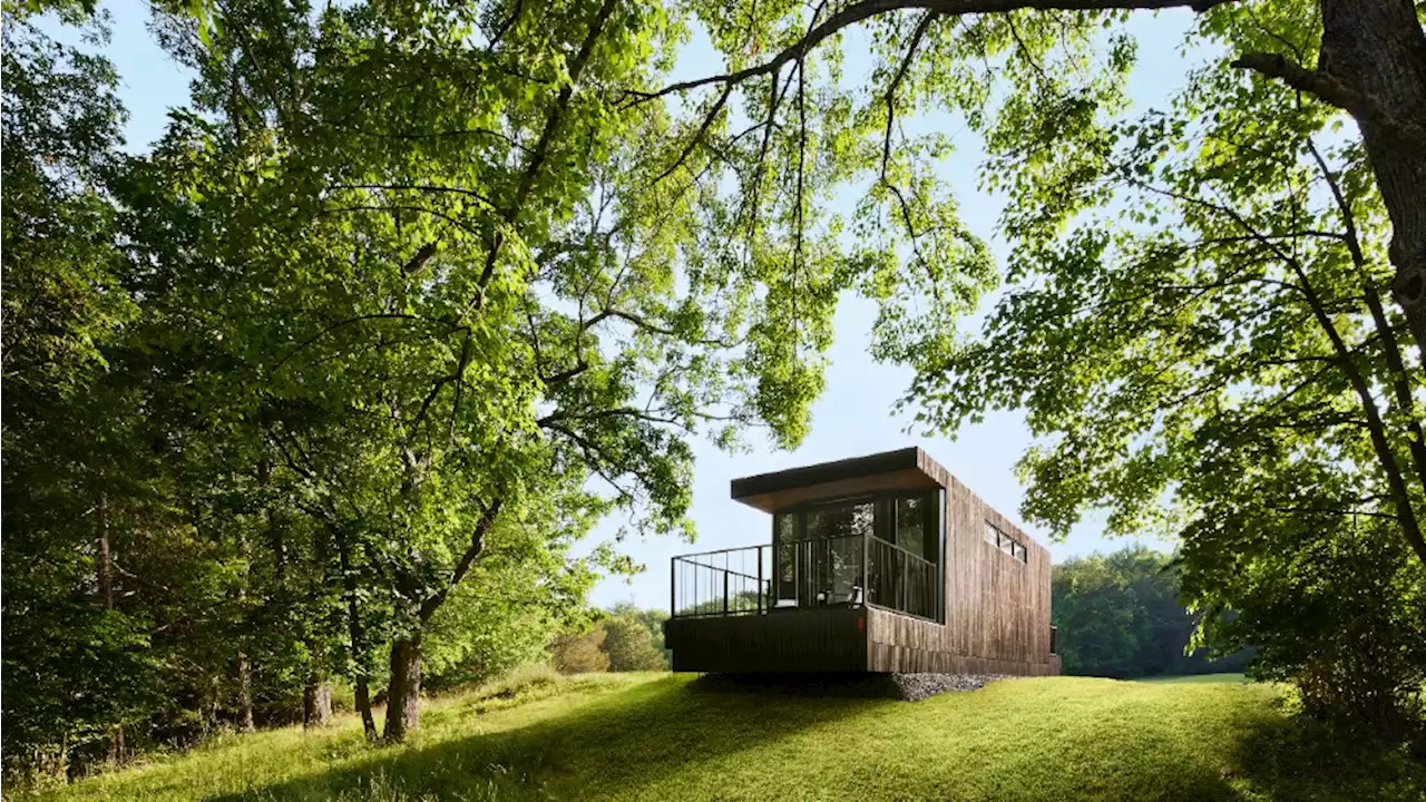 Meet Moliving, a ‘Nomadic’ Luxury Hotel Concept Designed to Pop-Up and Disappear