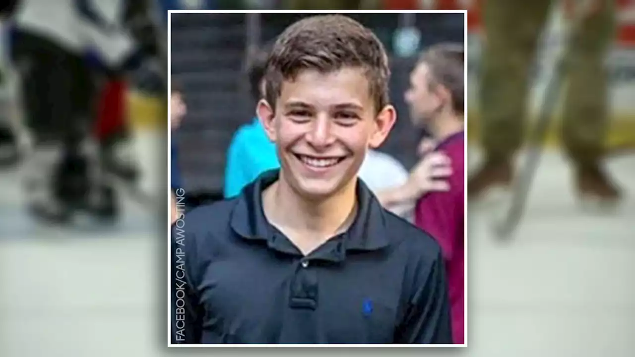 Connecticut 10th-grade hockey player dies after tragic collision with another player