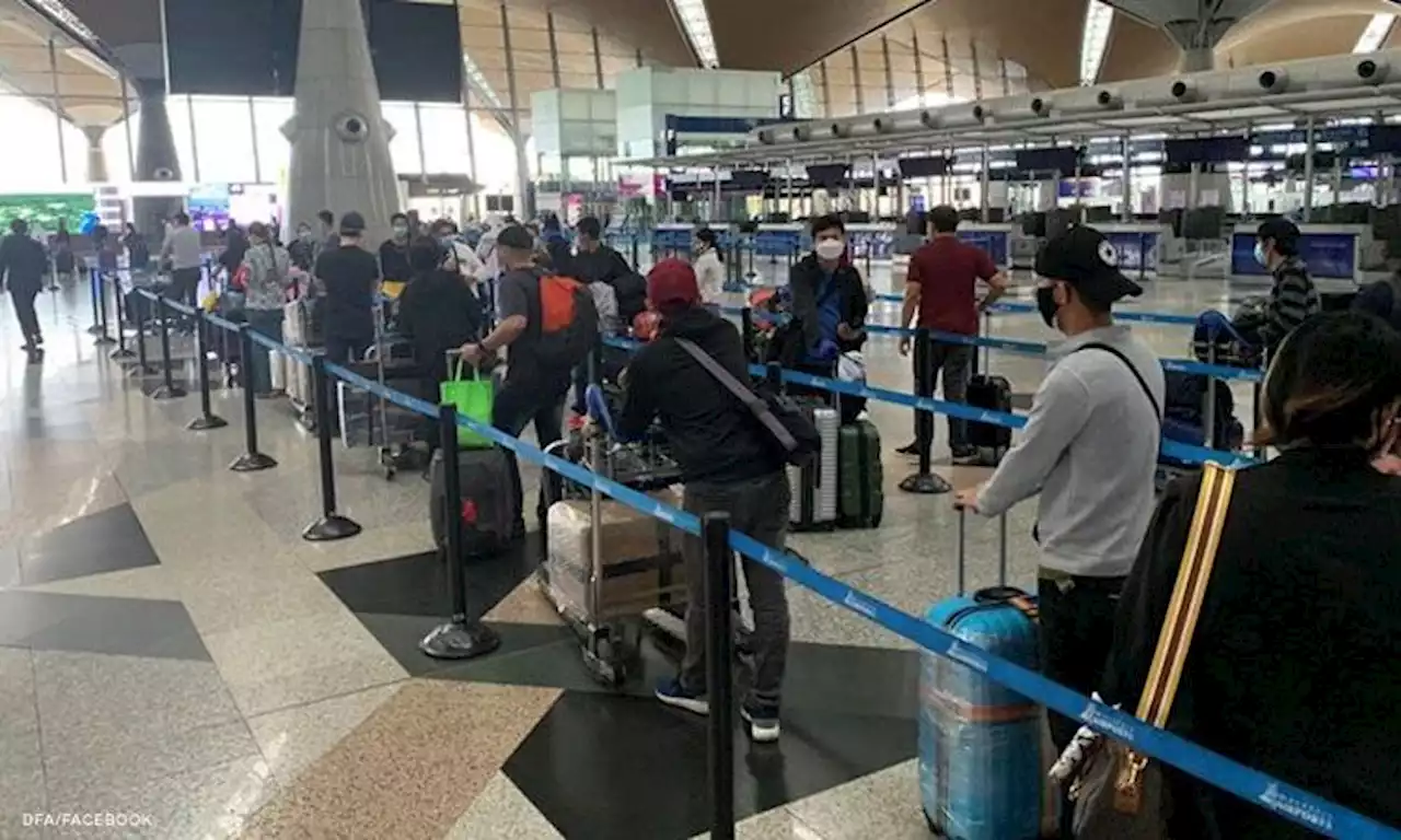 IATF to discuss if travel ban still ‘practical’ amid Omicron variant threat