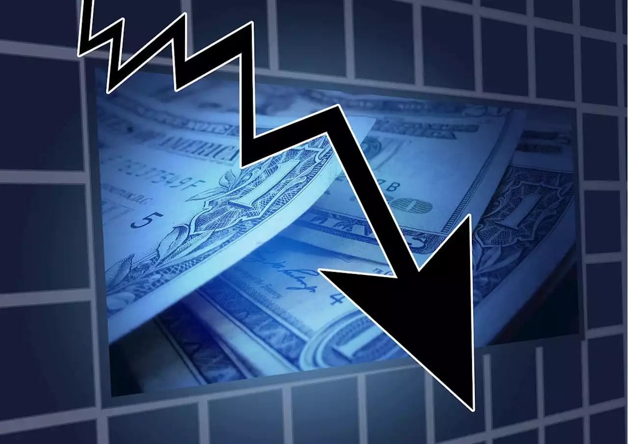 Forex Today: 7% US Inflation Hits US Dollar