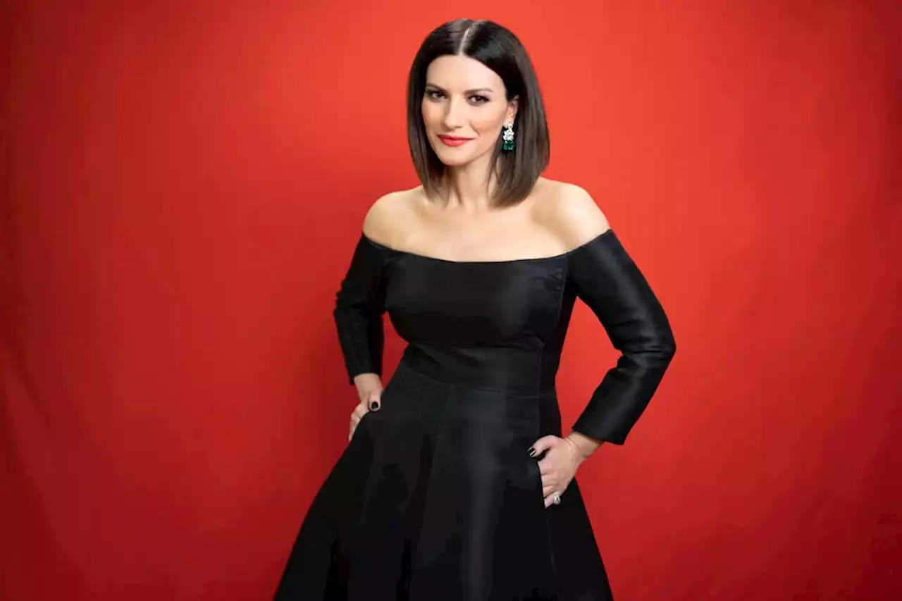 Eurovision 2022, tra i possibili conduttori spunta anche il nome di Laura Pausini - iO Donna