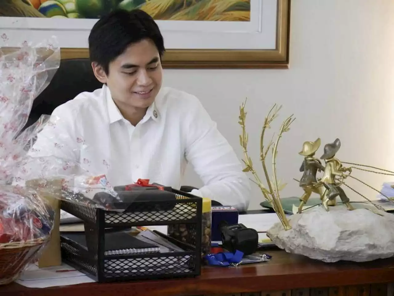 Economic toll too heavy under Alert Level 4, Rizal solon tells IATF