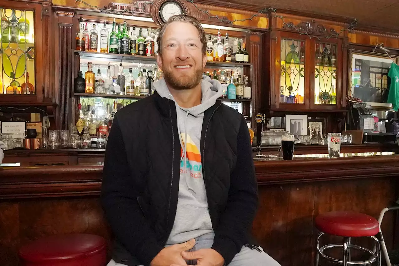 Embattled Barstool founder Dave Portnoy buys in the Hamptons