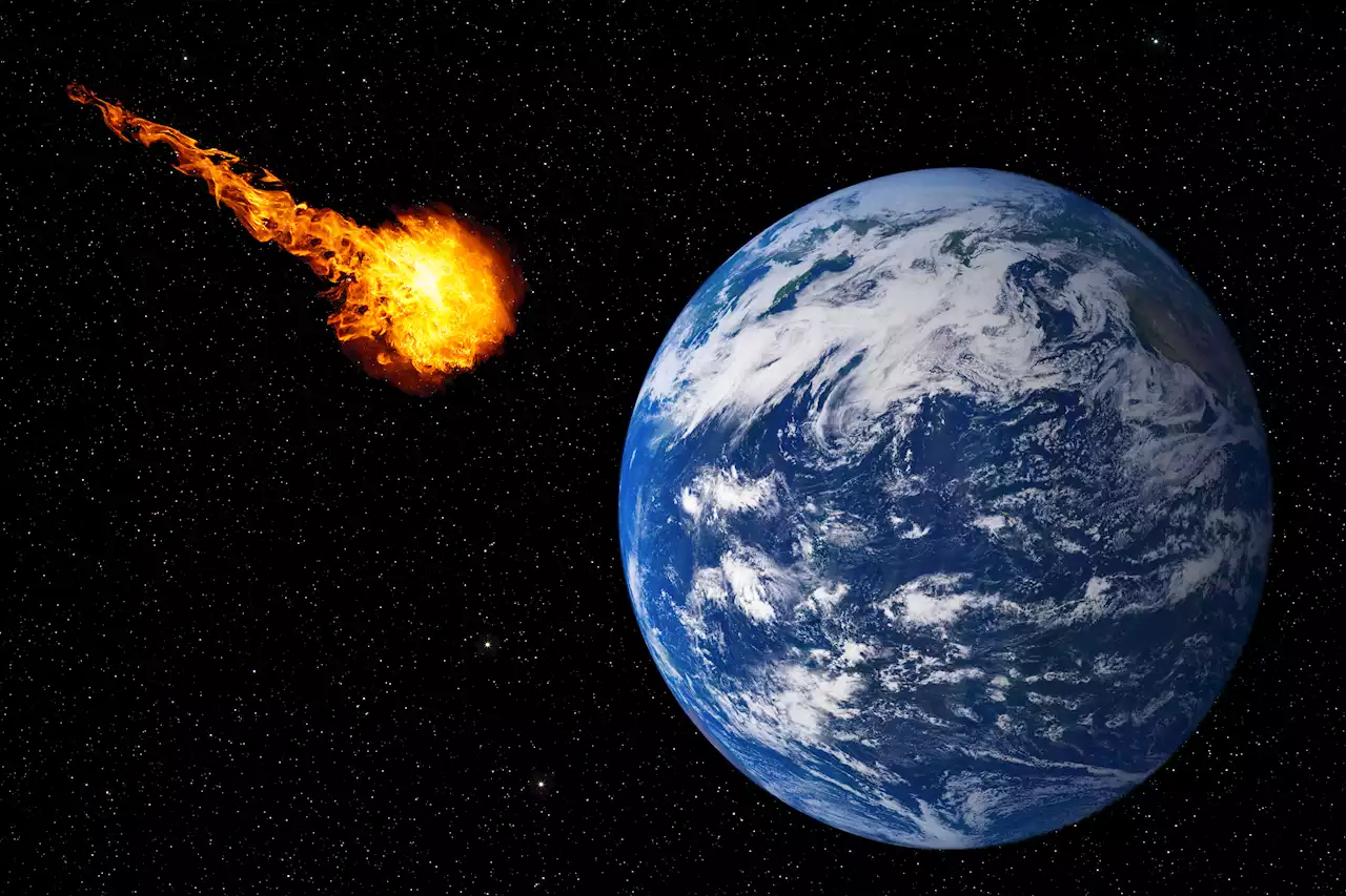 Nasa alert as THREE asteroids to 'skim' past Earth tomorrow at up to 9000 mph