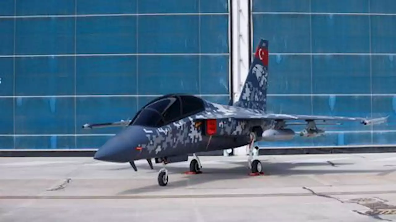 Turkiye to mass-produce training, light combat Hurjet