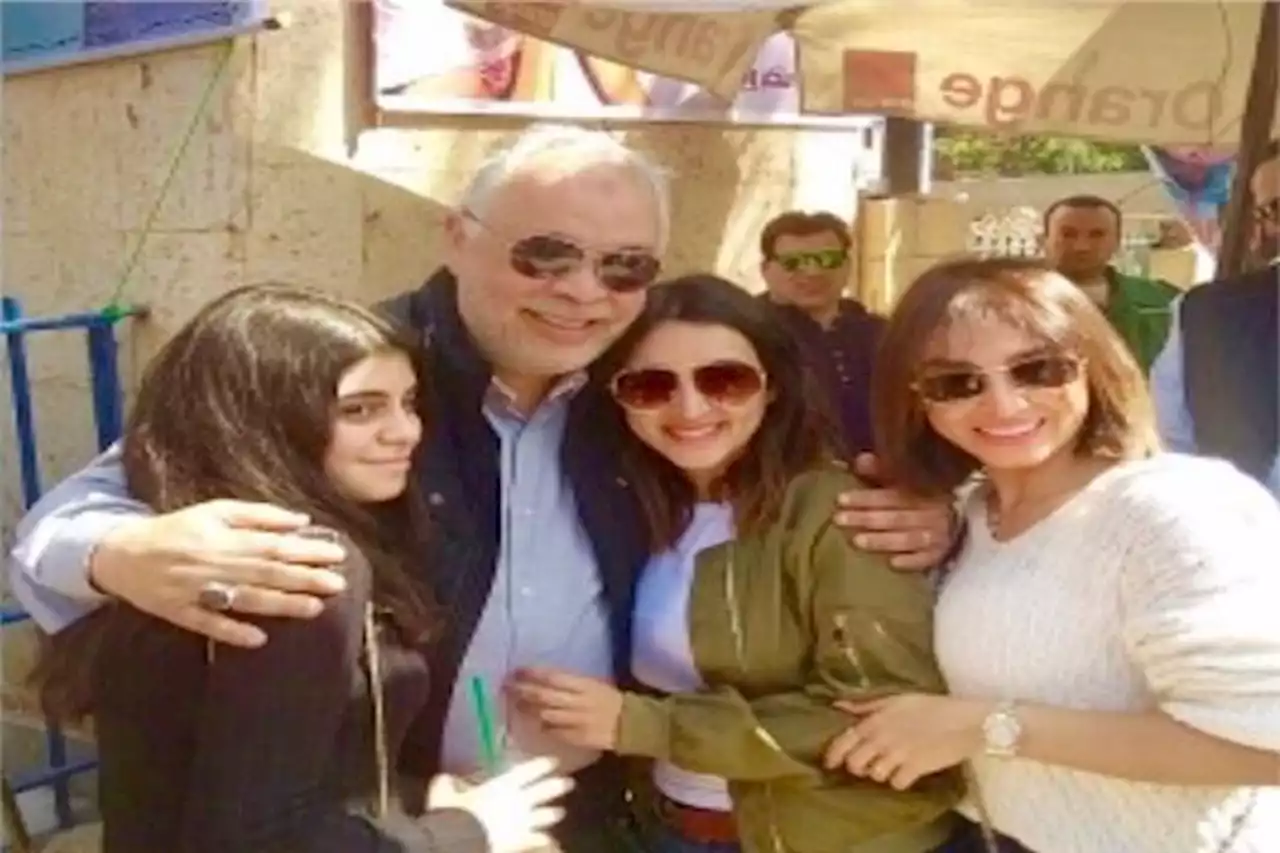 الفنانة روجينا تعلن إصابة ابنتيها بفيروس كورونا