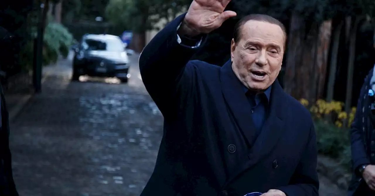 Silvio Berlusconi candidato al Quirinale: il vertice di centrodestra a Villa Grande, sfida a Draghi e sinistra