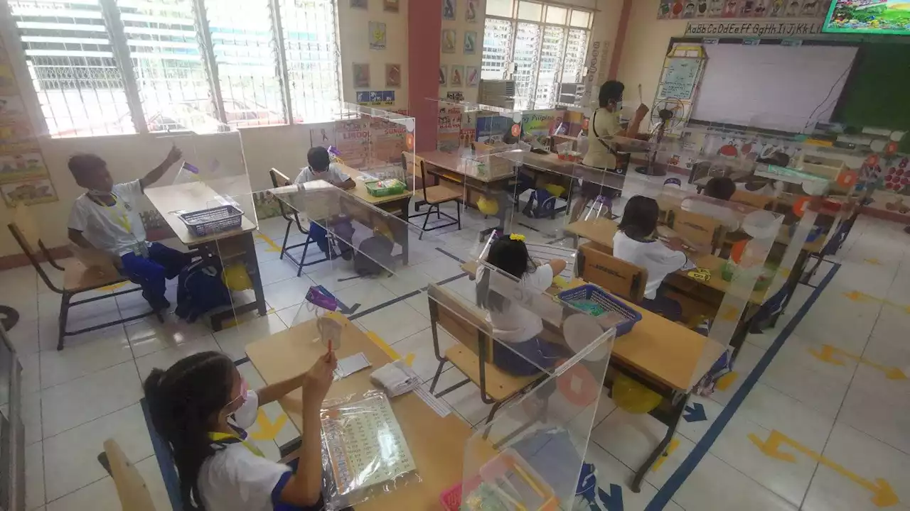 DepEd, DOH to discuss expansion phase of limited face-to-face classes next week