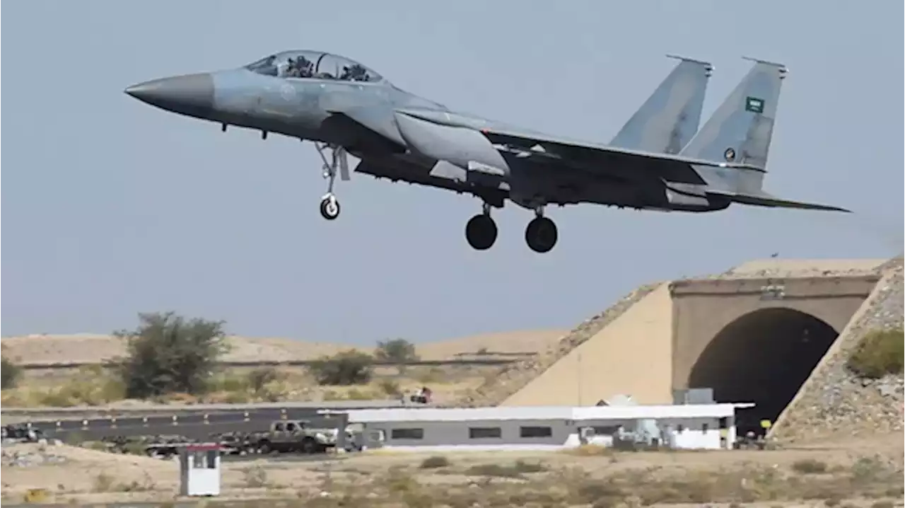 التحالف يعلن مقتل 340 مسلحاً حوثياً في البيضاء ومأرب