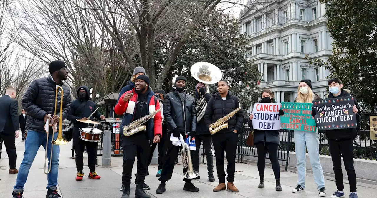 After Navient Forgives $1.7B, Progressives Say Cancel All Student Debt