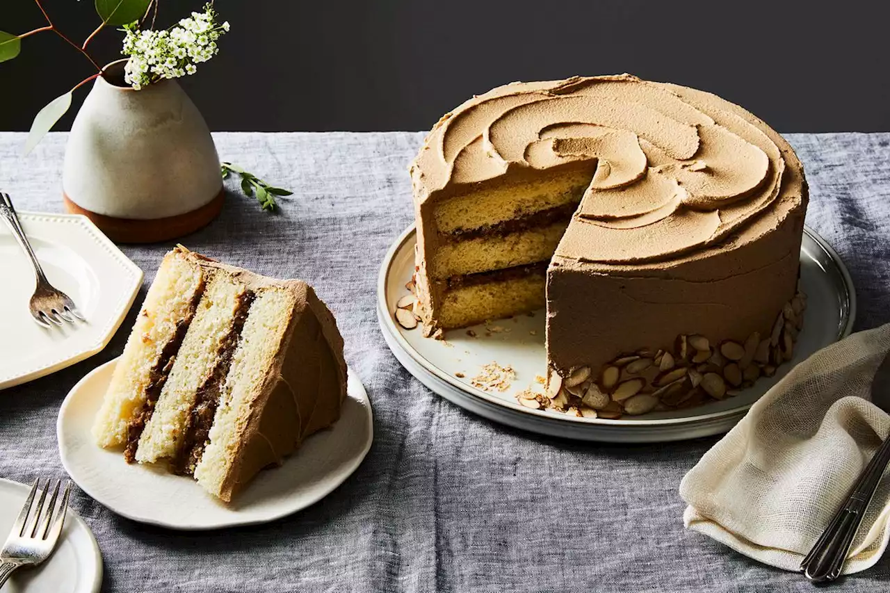 We're Looking for Your Best Layer Cake (Again!)