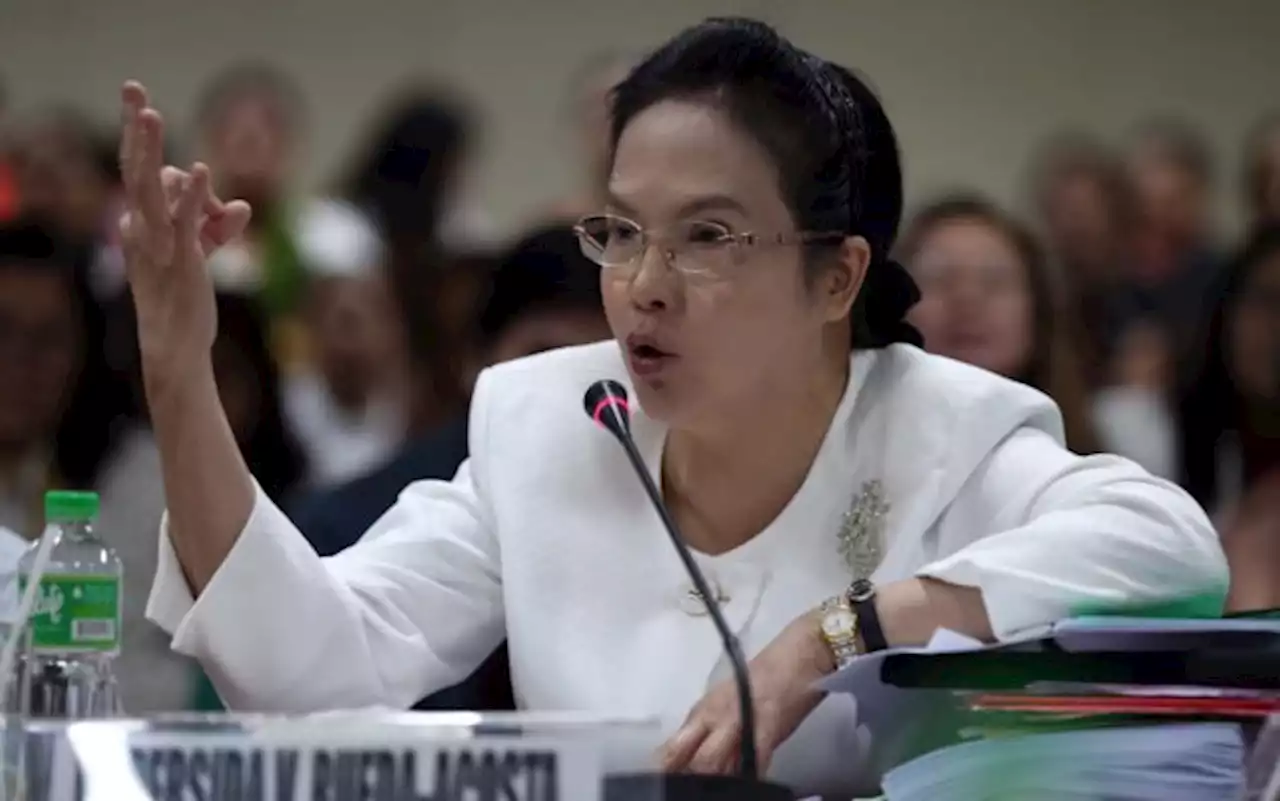 PAO chief appeals to LGUs: Don’t discriminate the unvaccinated