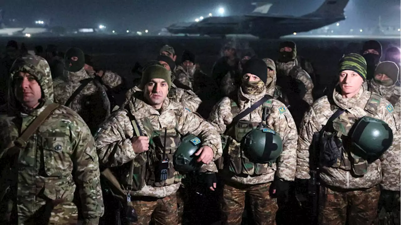Миротворцы из Армении и Таджикистана вернулись домой
