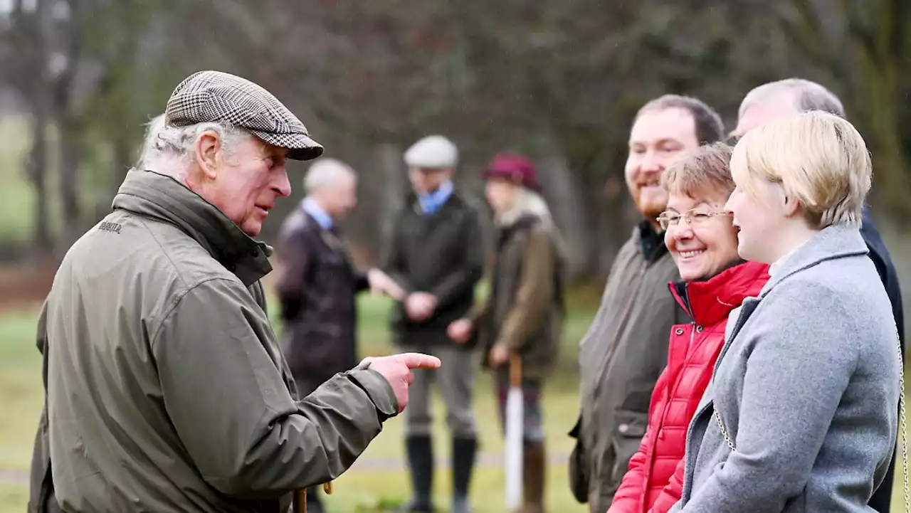 Prinz Charles ignoriert Frage zu Prinz Andrew