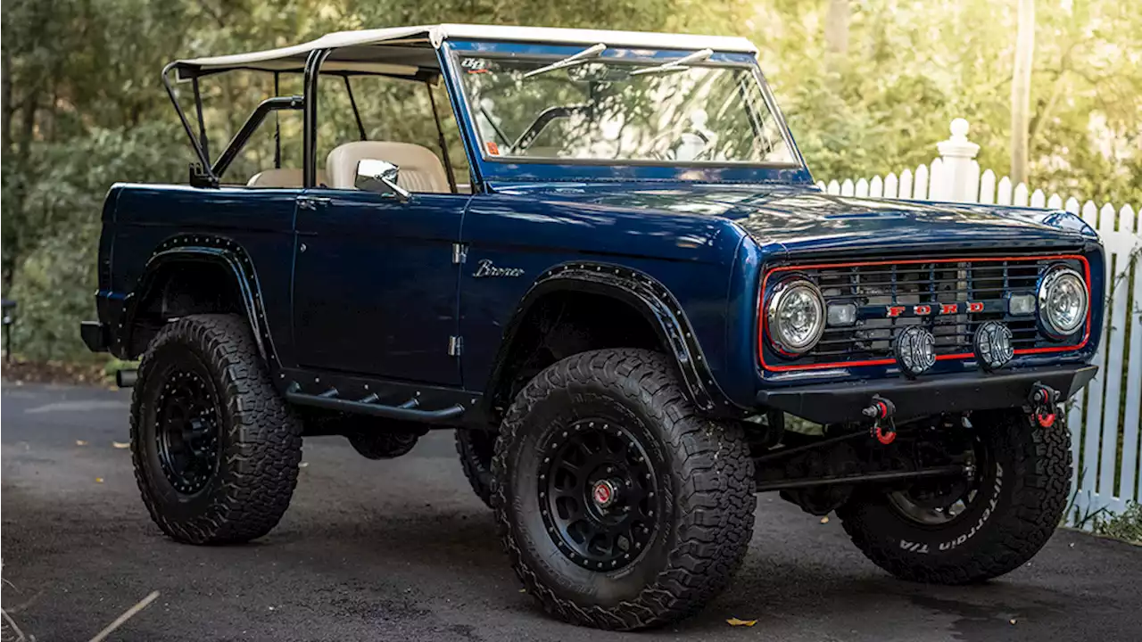 Formula 1 Champ Jenson Button’s Meticulously Restored 1970 Ford Bronco Is Up for Auction