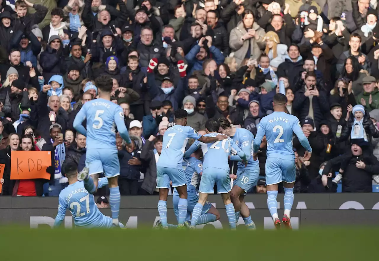 Líder Manchester City vence e deixa Chelsea a 13 pontos na Liga inglesa - SIC Notícias