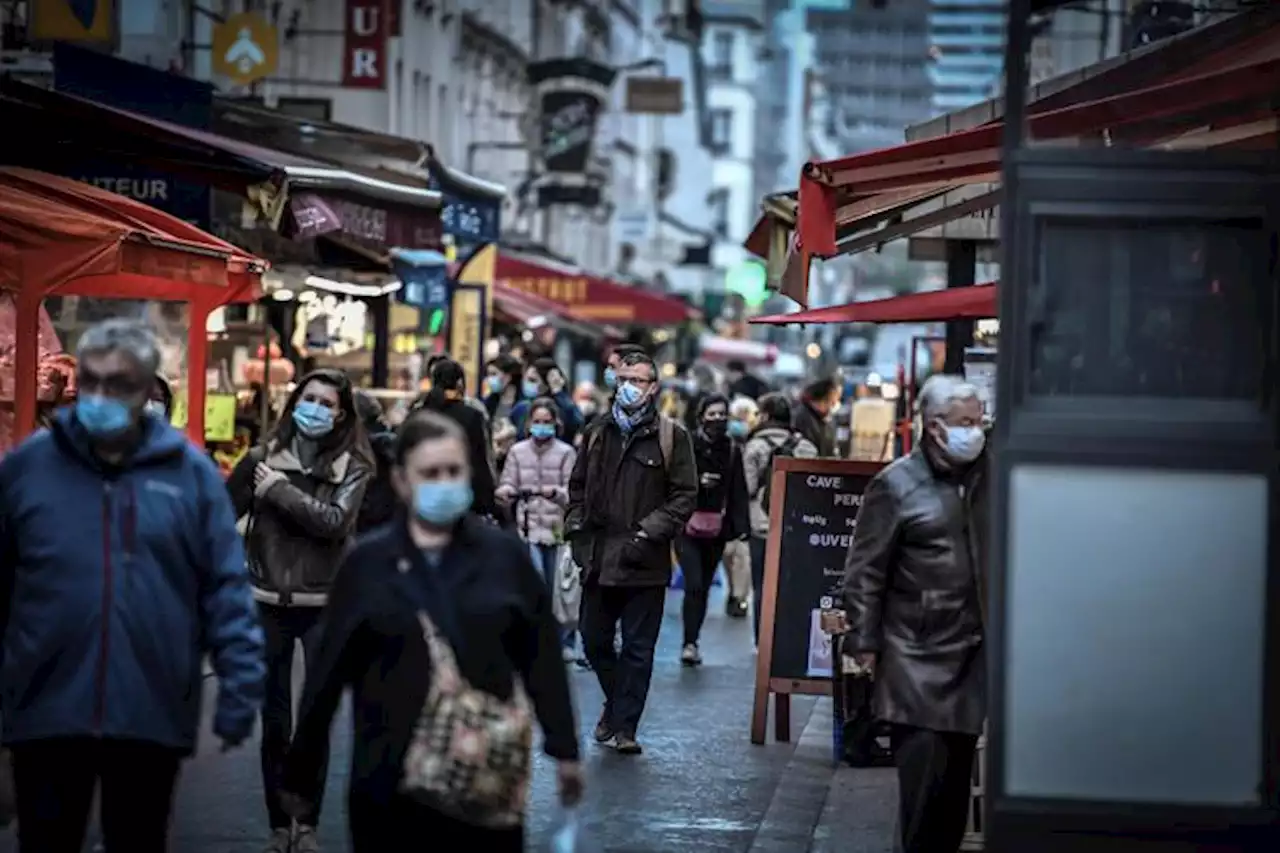 Covid Francia oggi, via libera a pass vaccinale