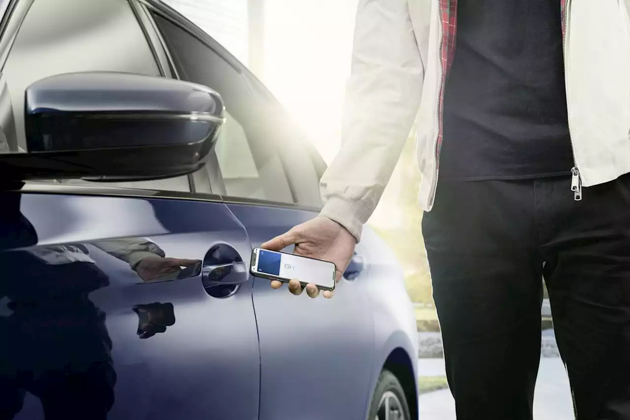 Apple's digital car keys may work with Hyundai and Genesis models this summer | Engadget