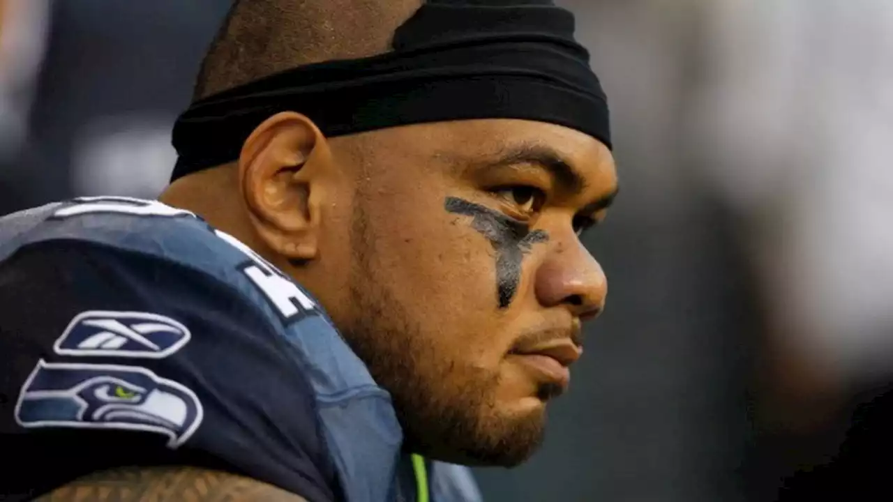 Former Seahawks player found dead in Kansas federal prison