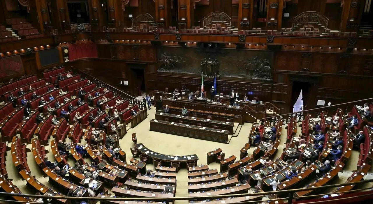 Quirinale, Fico: «Alla Camera ci sono 29 deputati positivi, tra 6 e 8 in Senato»