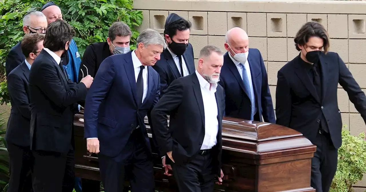 Bob Saget’s funeral draws 'Full House' cast, comedians, hundreds more