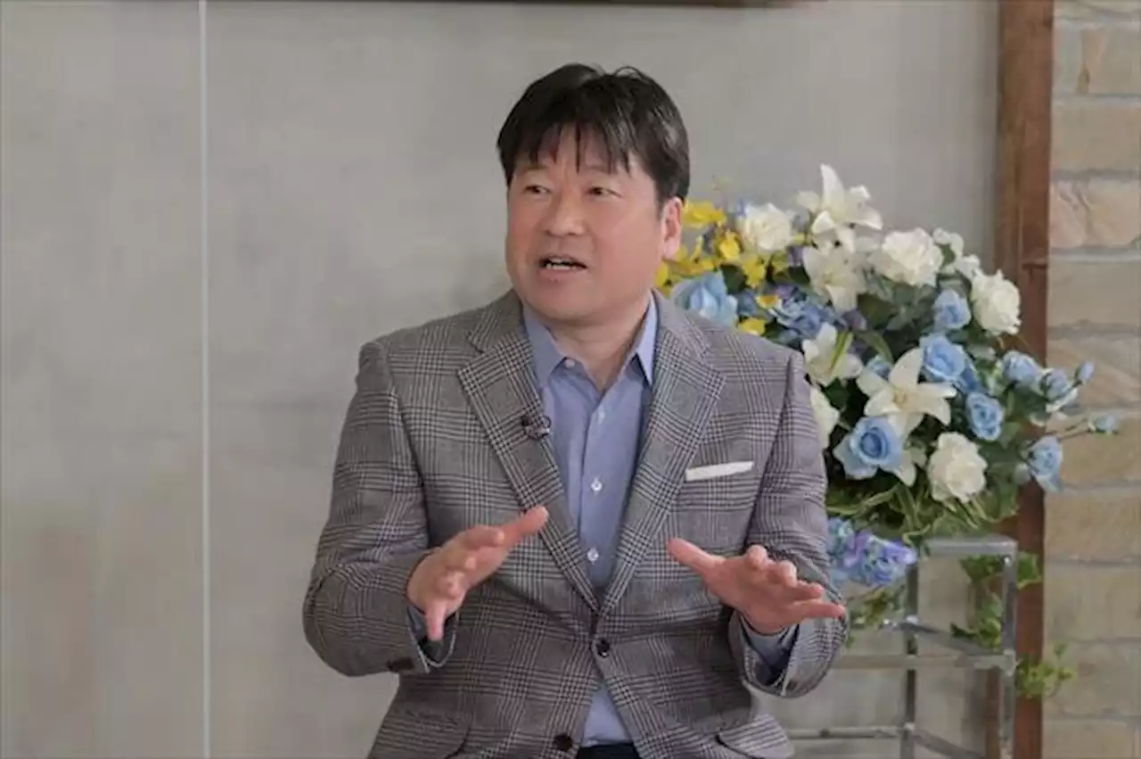 佐藤二朗、“笑う芝居”への持論を告白「笑ってはいけないのに笑っているのが面白い」＜初耳学＞ | WEBザテレビジョン