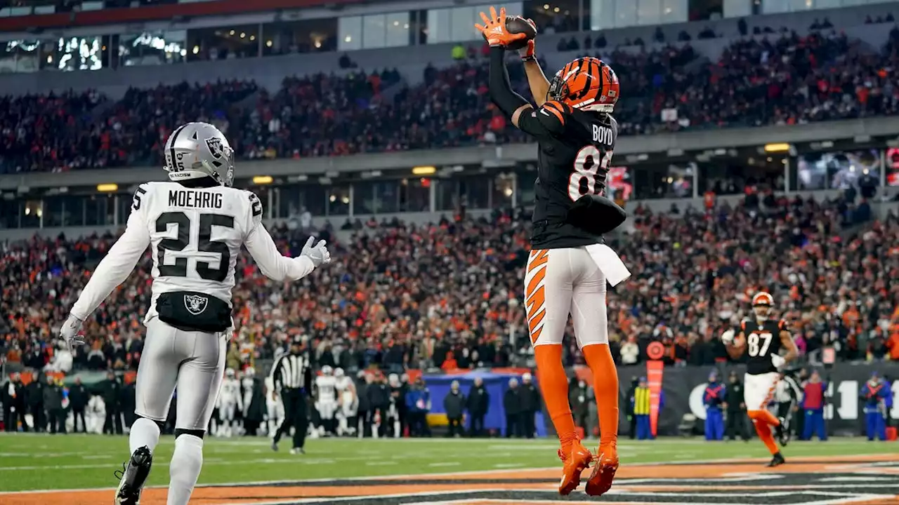 Joe Burrow's TD to Tyler Boyd marred by controversy due to official's erroneous whistle