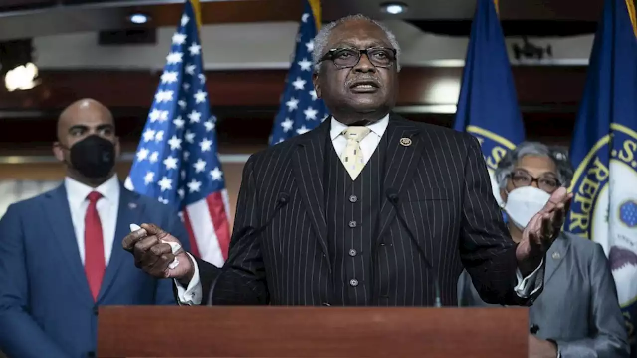 Clyburn asks senators 'which side are you on?' for voting rights