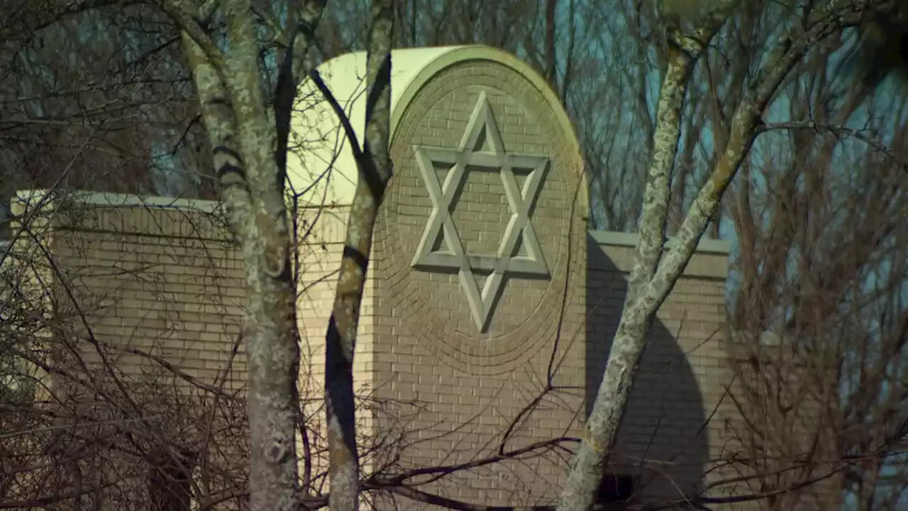 British Police Assisting FBI With Colleyville Synagogue Hostage Investigation