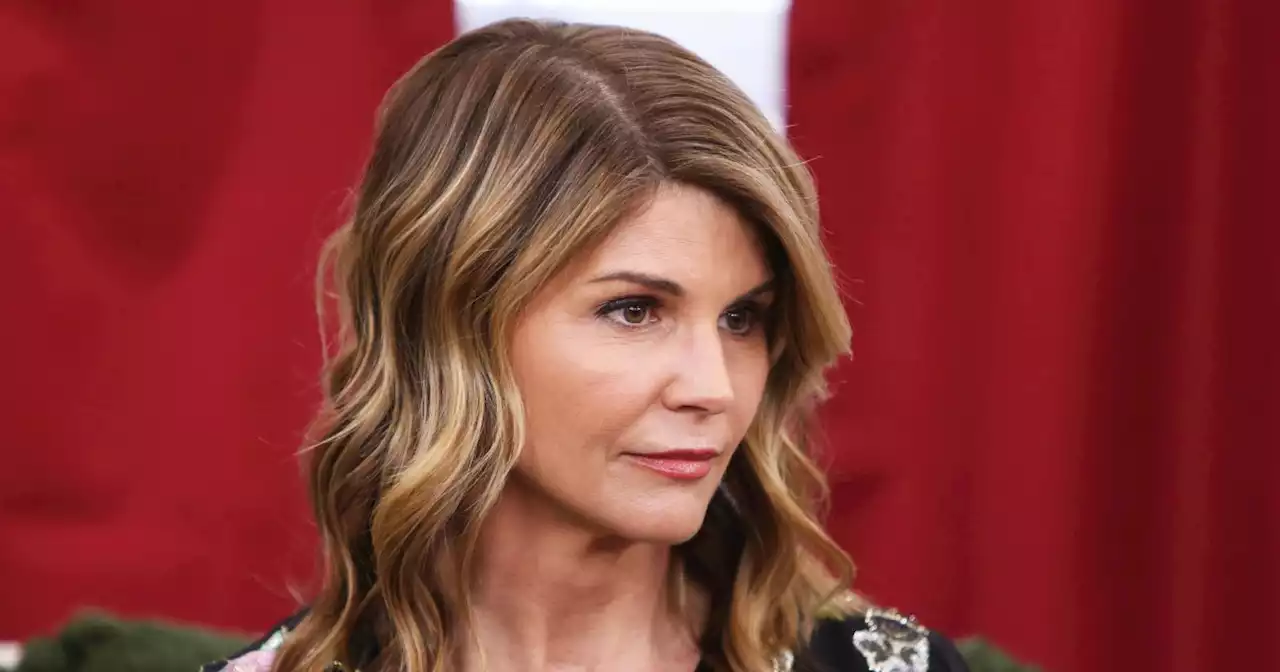 Lori Loughlin and Mossimo Giannulli's Los Angeles-area home burglarized