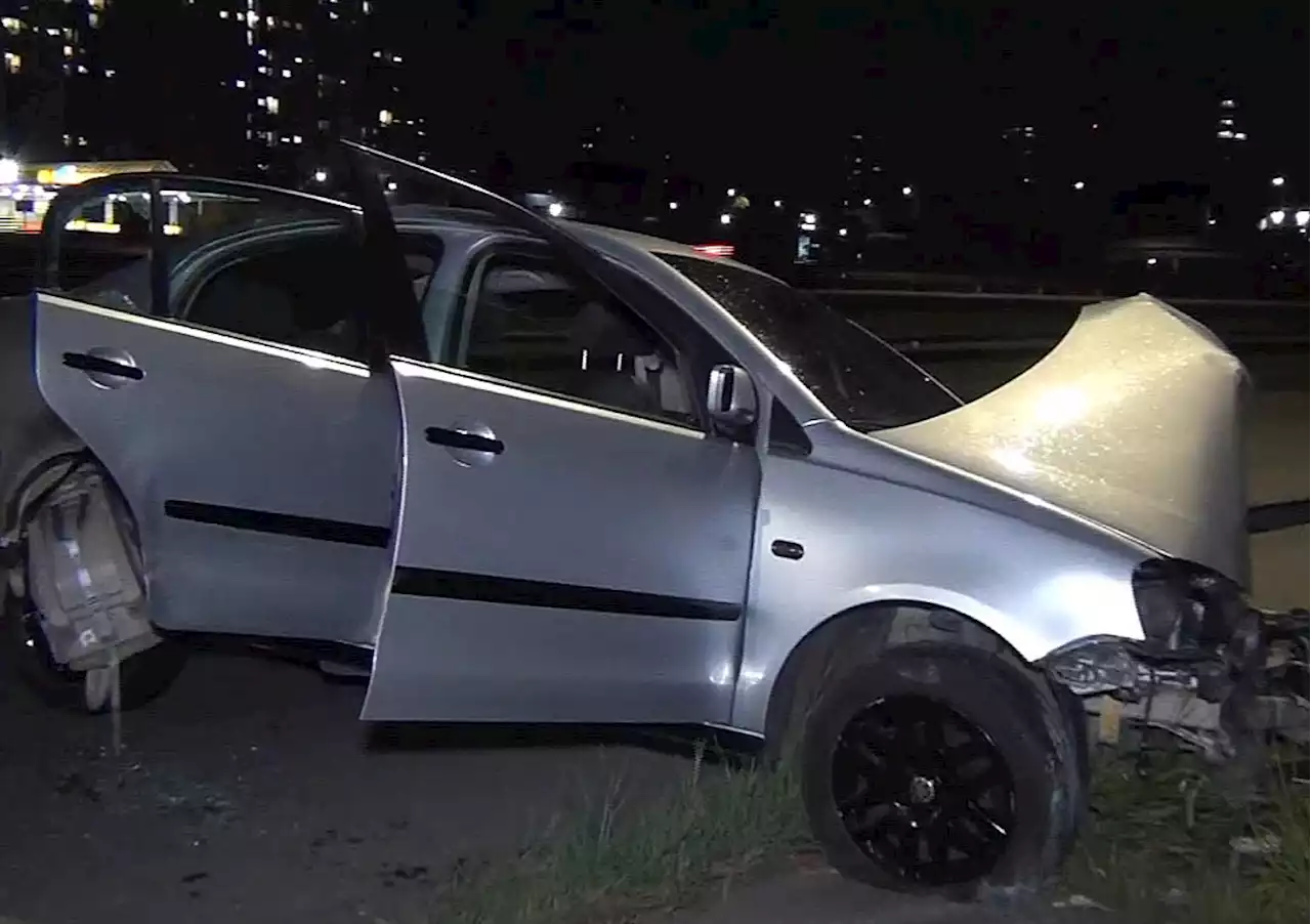 Mulher morre após carro em alta velocidade atingir veículo em que estava em SP