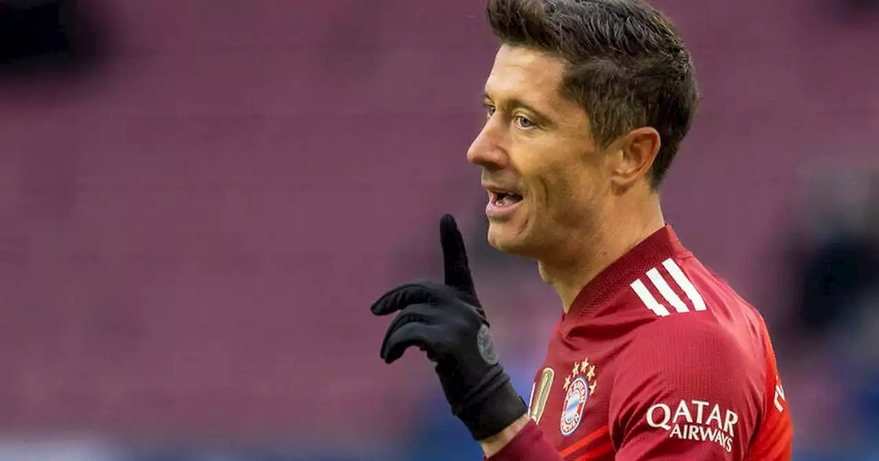 FC Bayern: Robert Lewandowski mit Fingerzeig Richtung Bosse