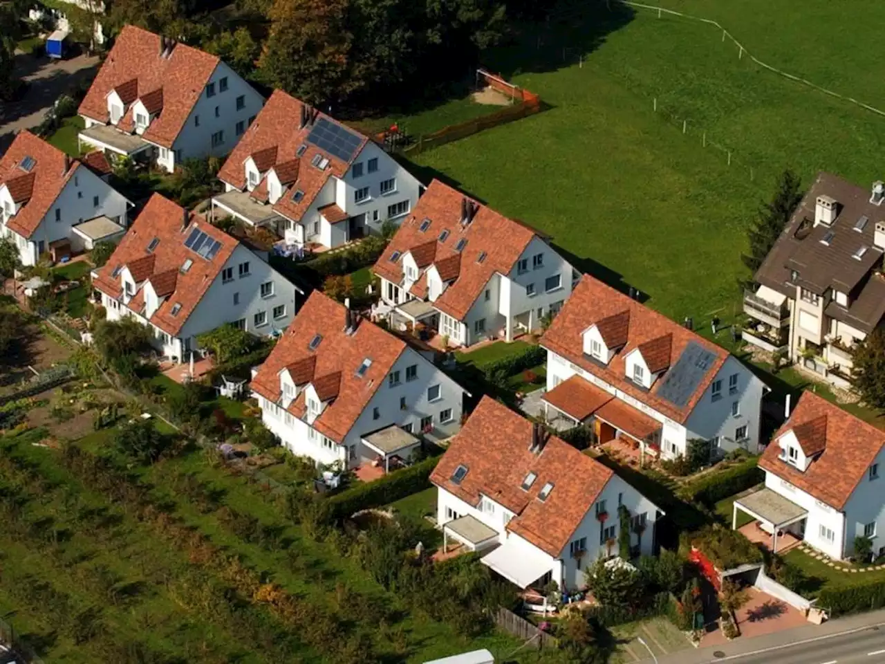 Interessenten weichen aufs Land aus – Zürcher Eigenheime sind so teuer wie nie zuvor