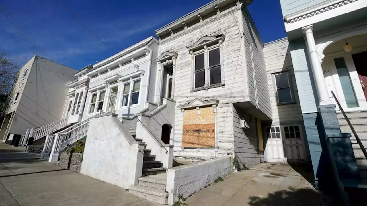 'Worst house on best block' of San Francisco sells for $2M