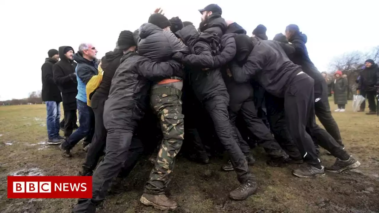 Anti-vax protests: ‘Sovereign citizens’ fight UK Covid vaccine rollout