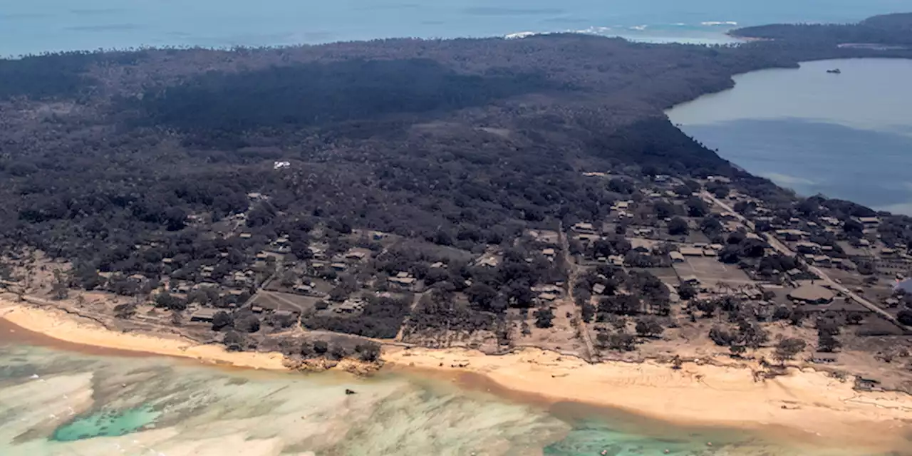 Le prime foto da Tonga dopo lo tsunami - Il Post