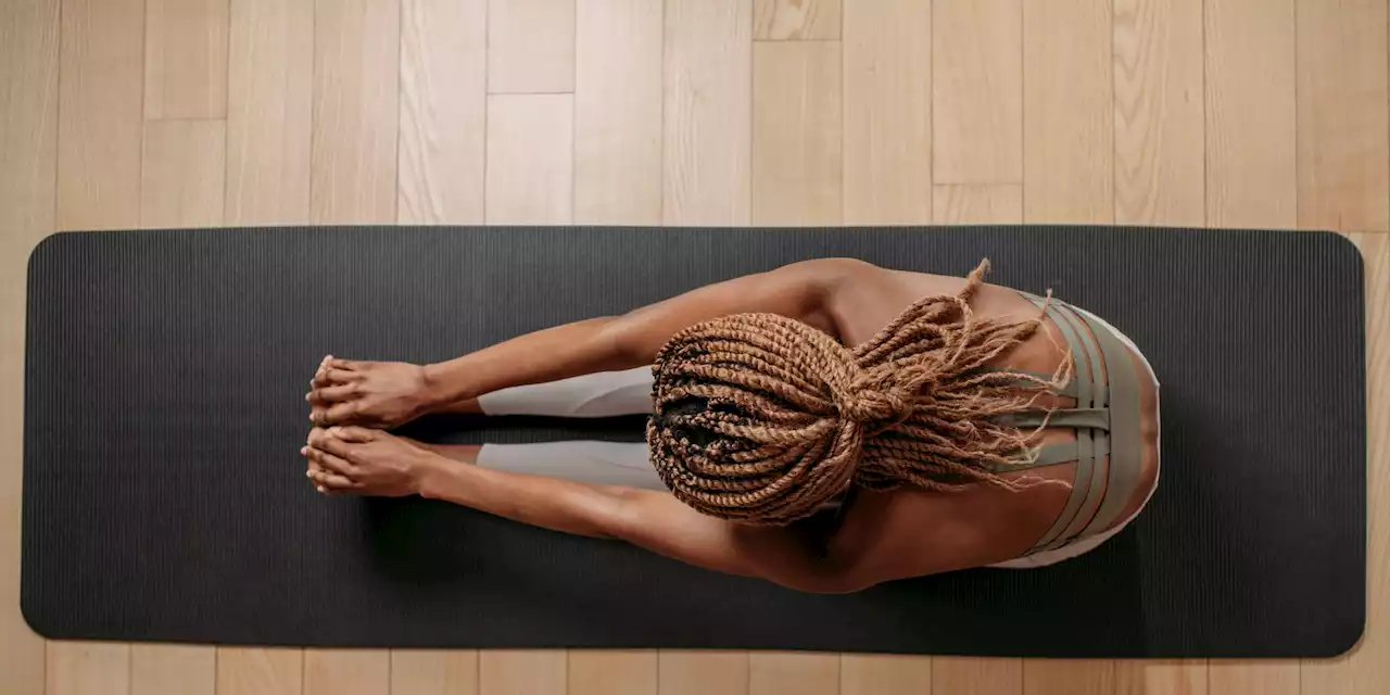 22 Best Yoga Mats, According to Yoga Experts