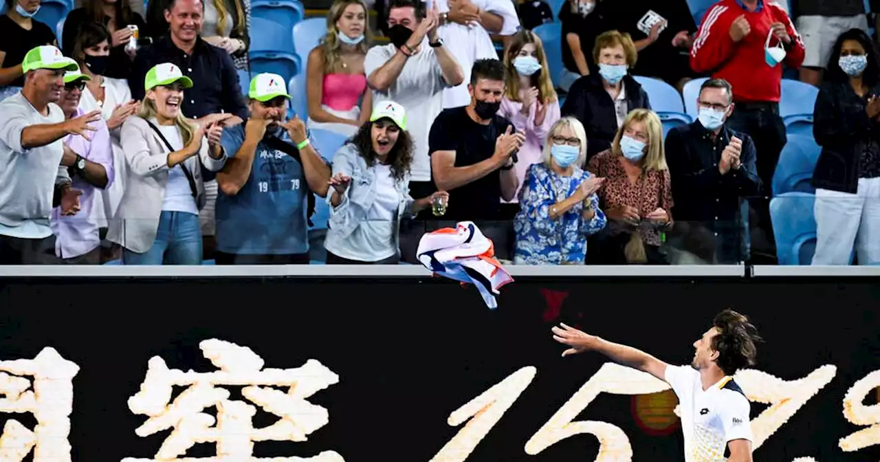 Australian Open: Proteste und Prügelei unter Fans wegen Masken-Frage