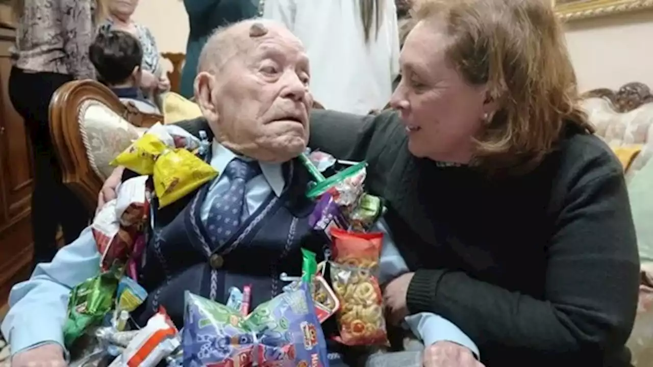 A los 112 años, murió el hombre más longevo del mundo