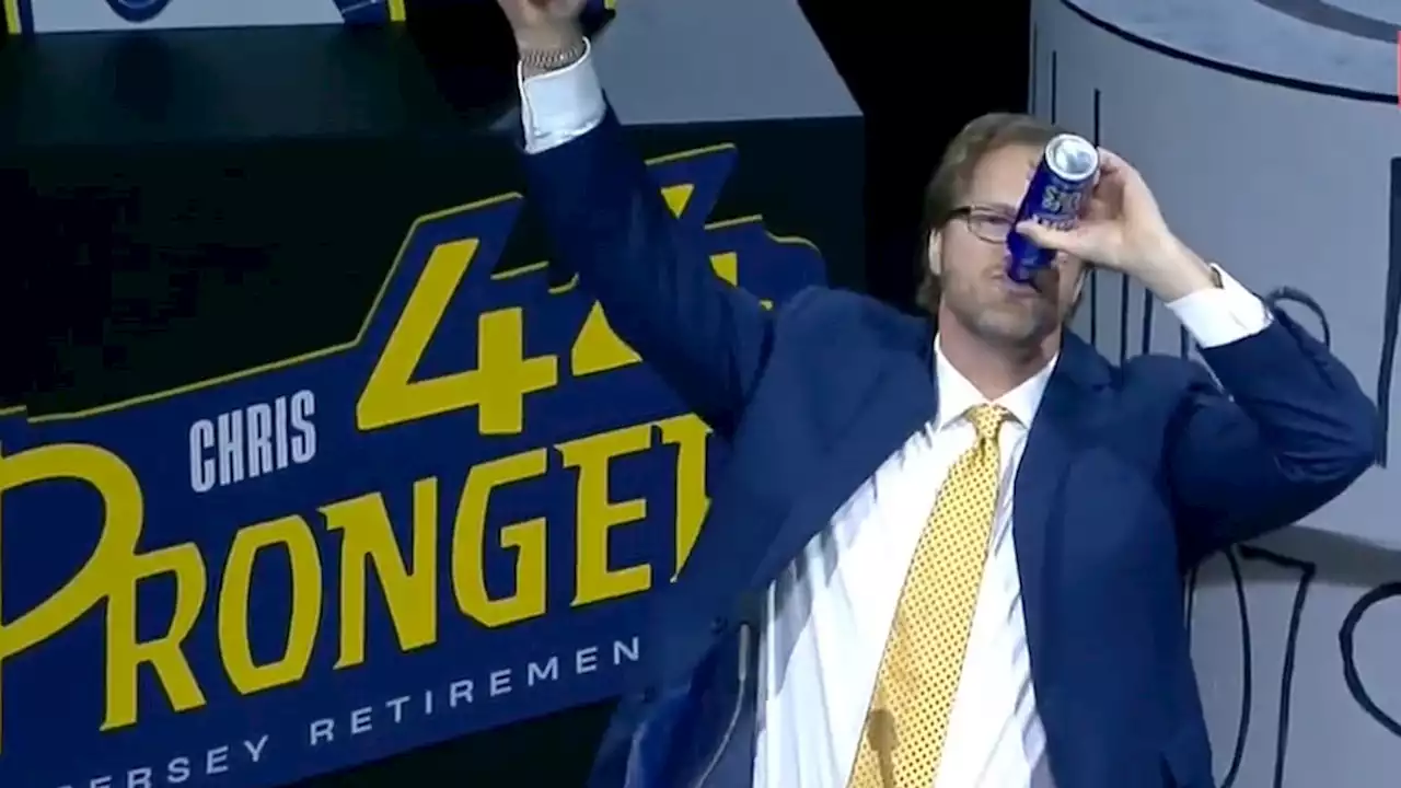 Ex-NHL Star Chris Pronger Chugs Beer During Jersey Retirement Ceremony