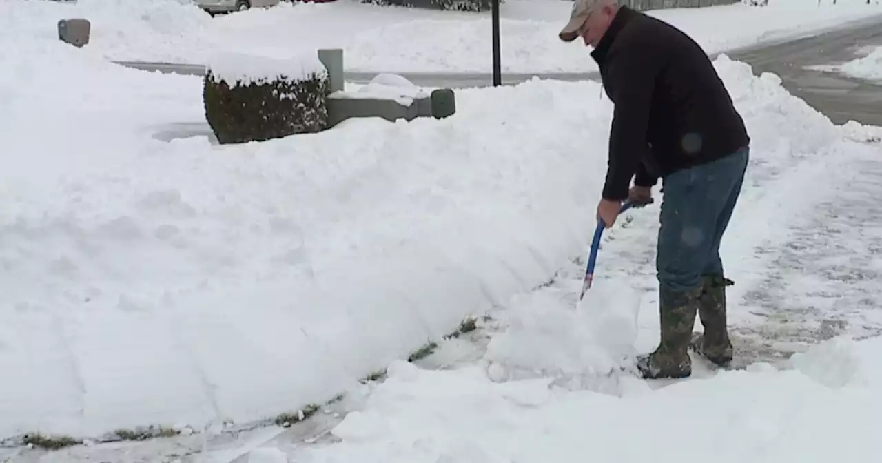 Northeast Ohio doctors issue snow shoveling health and safety warning