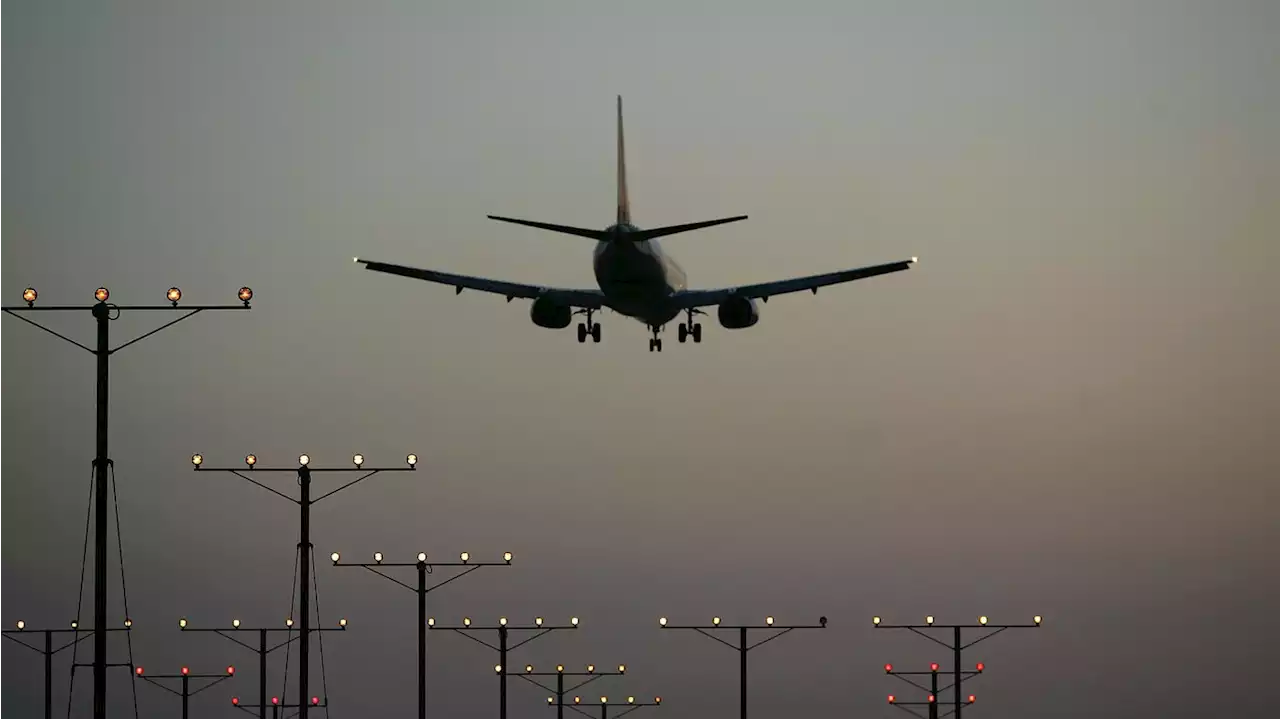 FAA clears more planes after 5G fears