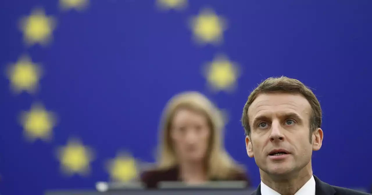 Macron chiede di inserire protezione dell'ambiente e aborto nella Carta dei diritti dell'Ue