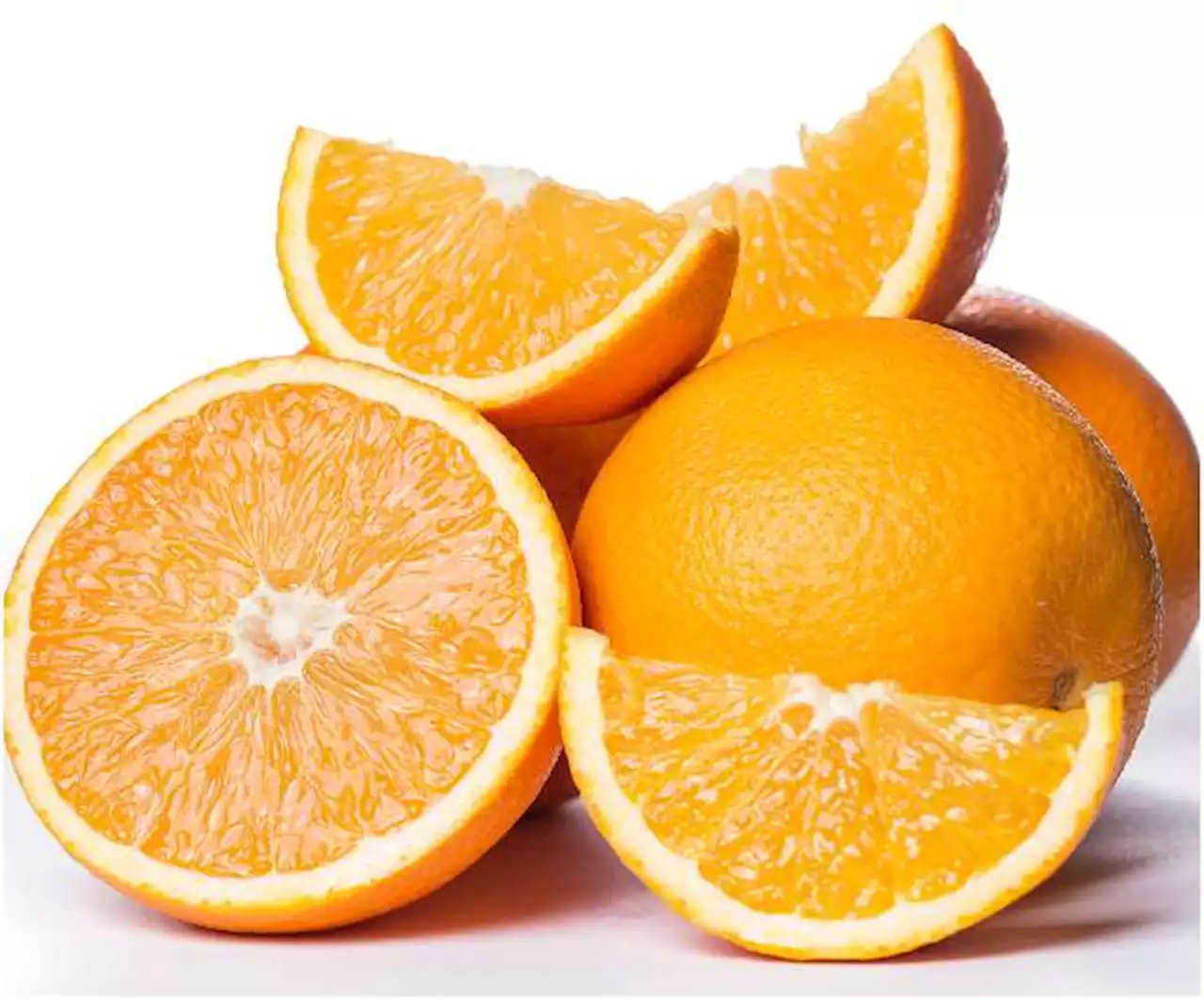 Orange Benefits: ठंड के मौसम में खाएंगे संतरे, तो शरीर को मिलेंगे ये 6 बेमिसाल फायदे