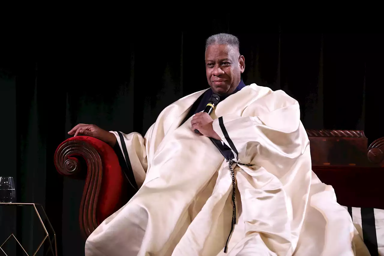 Influential Fashion Journalist André Leon Talley Dies at 73