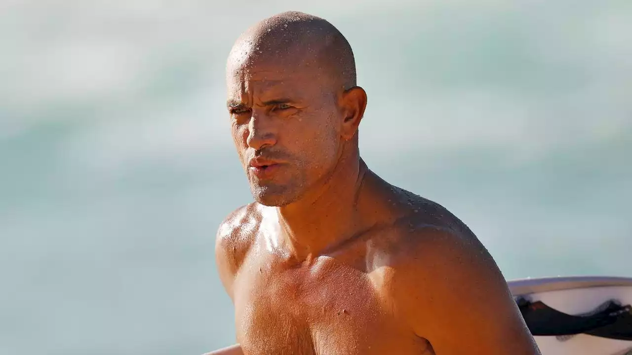 Anti-vax surfing legend Kelly Slater ‘no chance of getting into Australia’