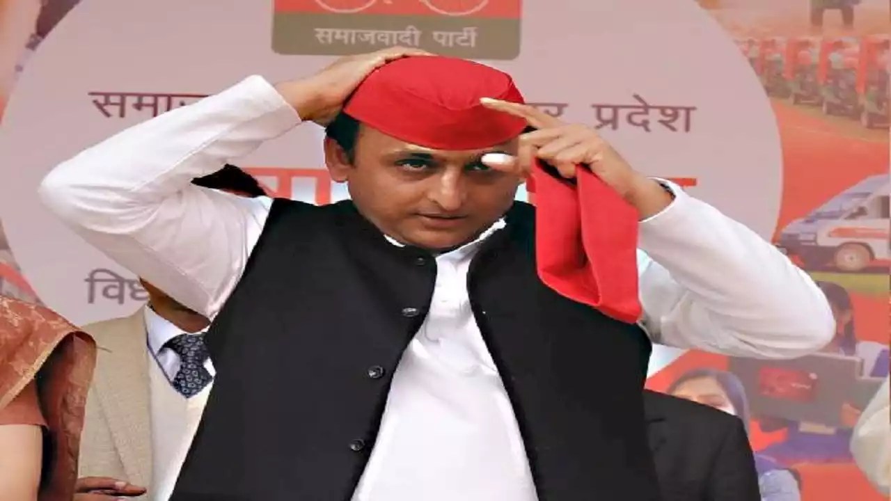 UP चुनाव 2022 : क्या दबाव के चलते चुनावी मैदान में उतरेंगे अखिलेश ?